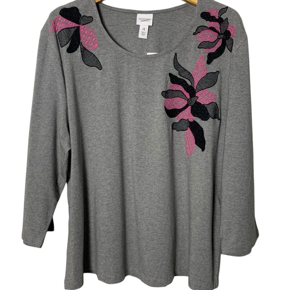 Chico’s Weekends Top NWT Size 4 (2X) Ditsy Dot Floral Embroidered Scoop Neck
